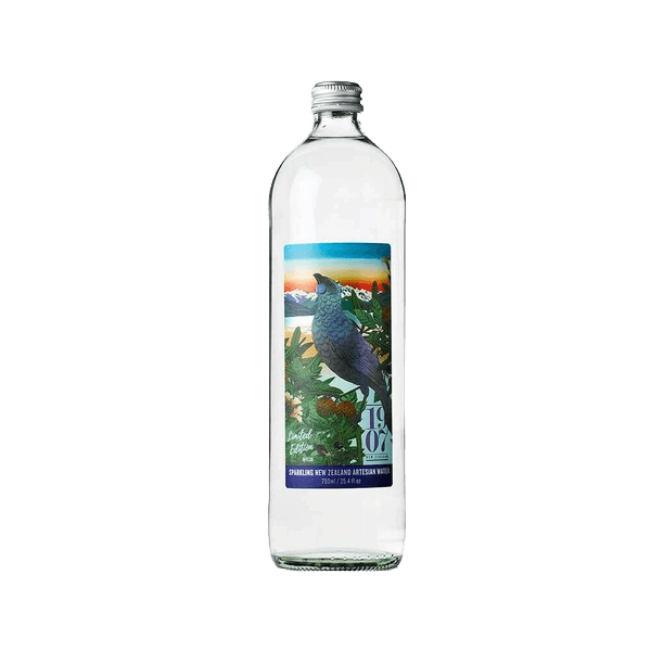 1907 New Zealand Artesian Water Sparkling glass bottle