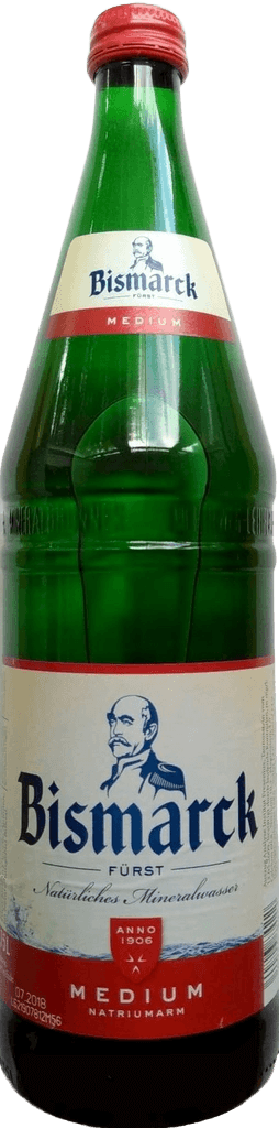 Fürst Bismarck Natürliches Mineralwasser Mit Kohlensäure Versetzt Medium glass bottle